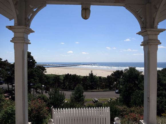 Yaquina Bay